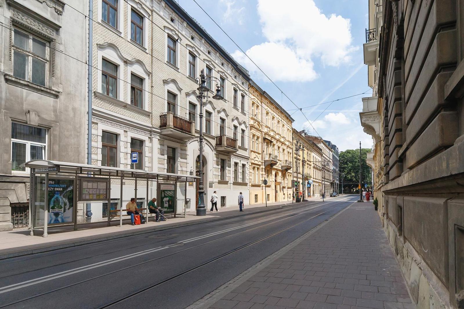 2 Bedroom Apartment With Terrace- Pilsudskiego 11 Krakow Bagian luar foto